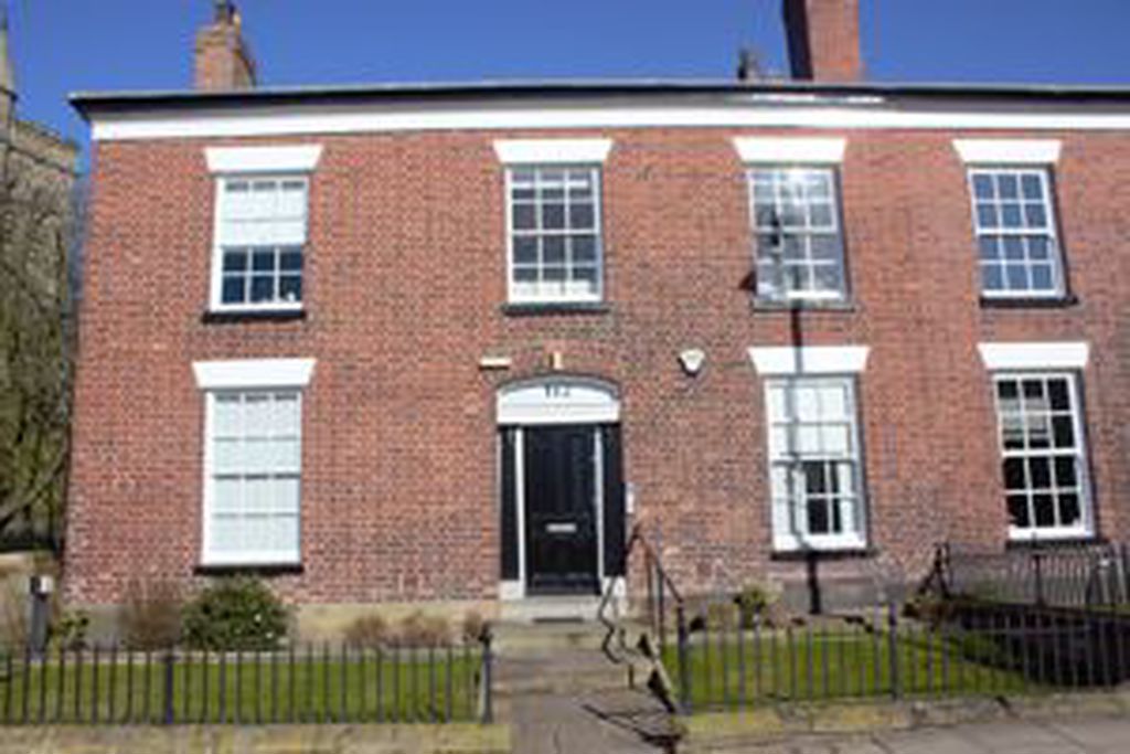 Main Image